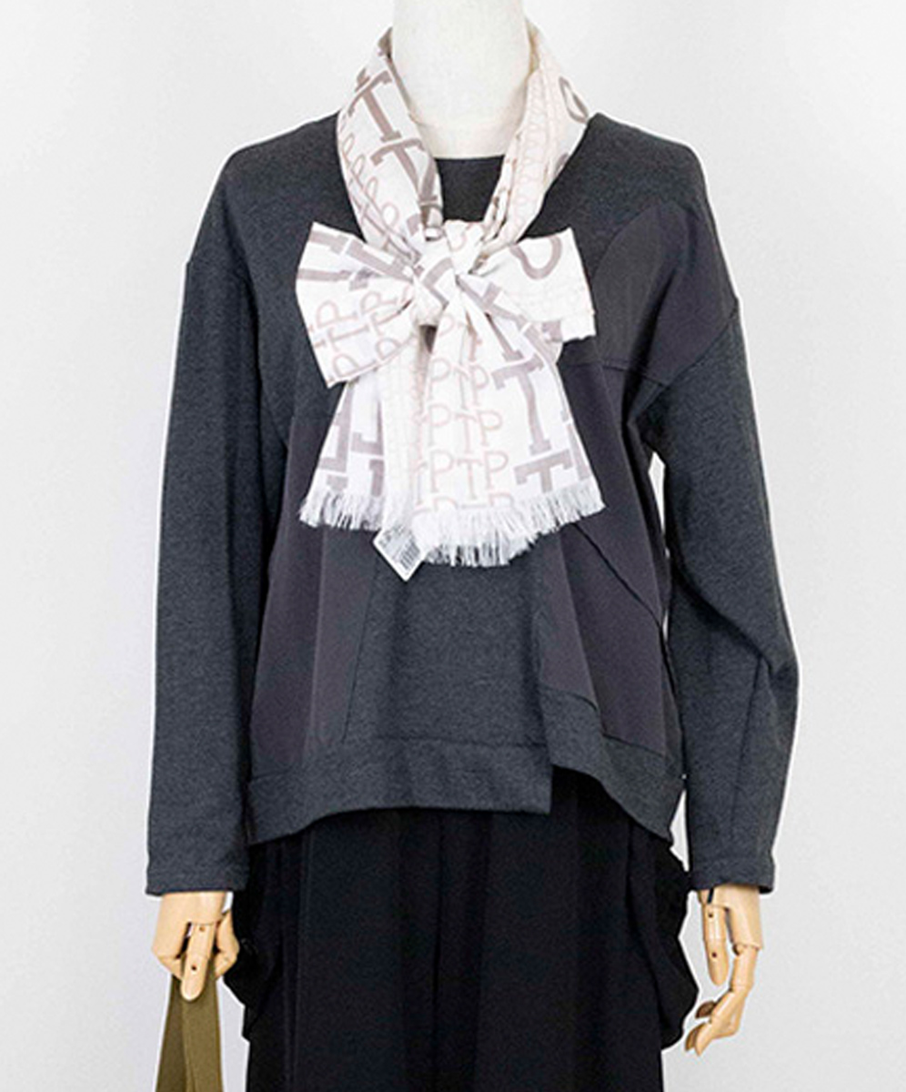 KARO  個性簡約造型異素材剪接上衣