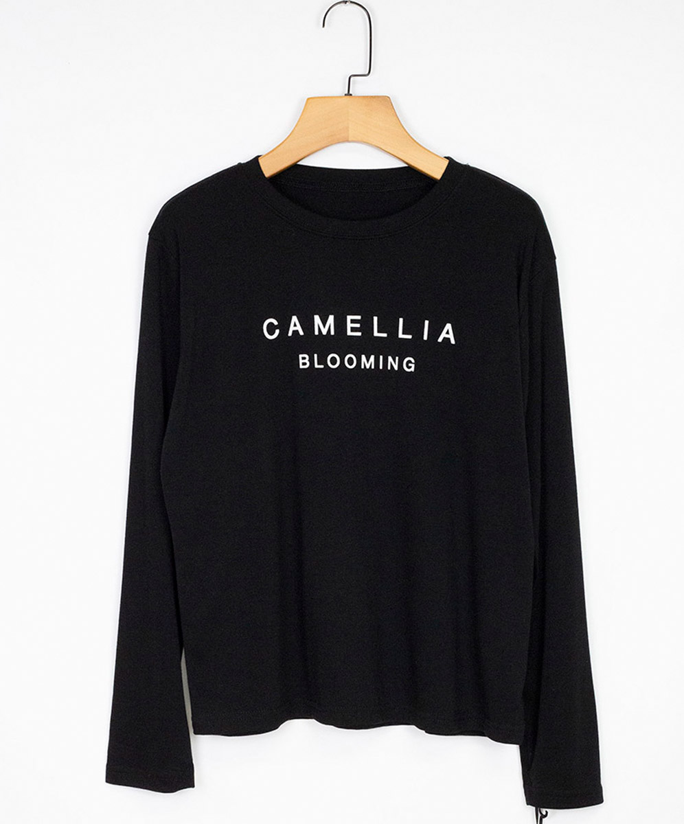 KARO  簡約休閒字母印花圖案上衣